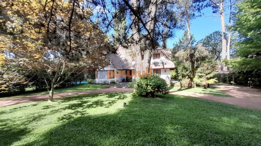 Casa en Punta Ballena, Portezuelo Bosque