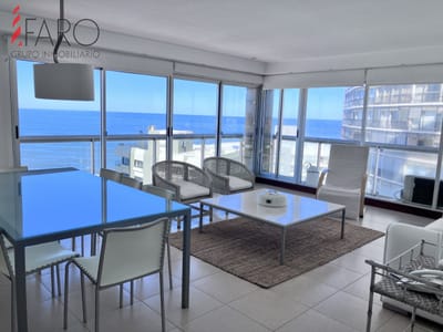 Apartamento en venta en Península con vista a playa brava