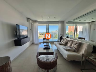 Apartamento en Venta y Alquiler, Mansa, Punta del Este, 2 Dormitorios.
