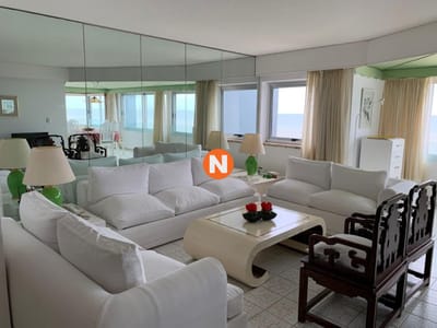 Apartamento en Venta y Alquiler, Peninsula, Punta del Este, 3 Dormitorios.