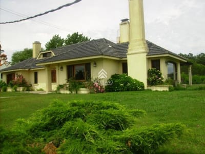VENTA Casa 4 DORMITORIOS Pinares