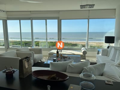 Apartamento en Venta y Alquiler, Brava, Punta del Este, 3 Dormitorios.