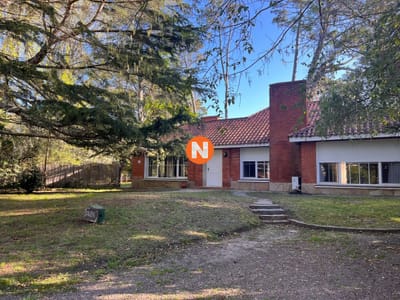 Chalet en Venta - Estupendo para vivienda de todo el año