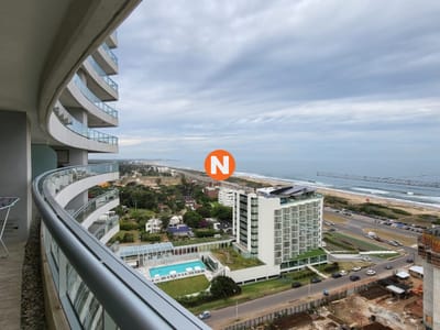 Apartamento en venta, 3 dormitorios en playa brava punta del este
