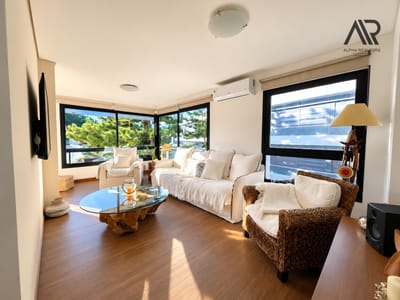 Apartamento en alquiler temporario c/ cochera en Playa Brava