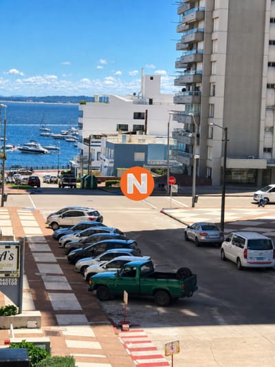 Apartamento en venta en Peninsula, Punta del Este de  2 dormitorios