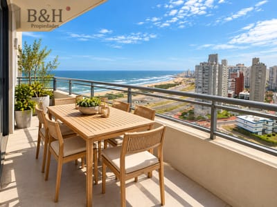 Penthouse con increíbles vistas al mar en Playa Brava