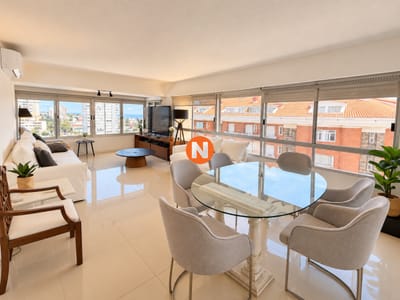 Amplio apartamento en la Península de Punta del Este