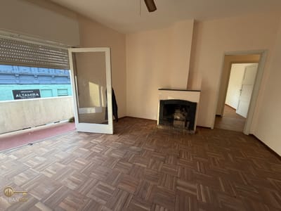 Alquiler apartamento 2 dormitorios con balcón gastos comunes bajos - Tres Cruces