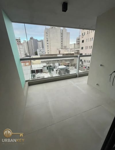 Alquiler apartamento 1 dormitorio con terraza, parrillero y garage - Tres Cruces