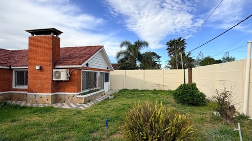 ALQUILER Casa 3 dorm. Parque. Próx. Rambla SOLYMAR