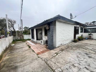 Terreno con Casa a Reciclar a 3 cuadras del Mar. Playa Mansa