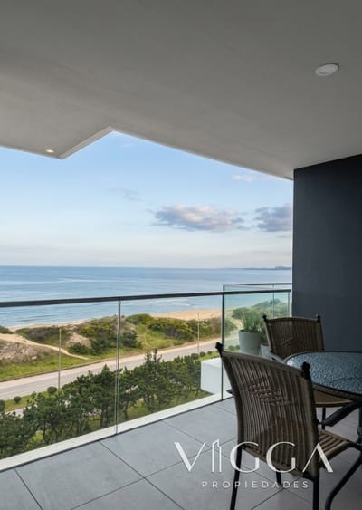Alquiler temporal dos suites Venetian Punta del Este Playa Mansa