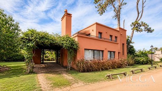 Casa Alquiler Anual de 2 dormitorios en Pinares
