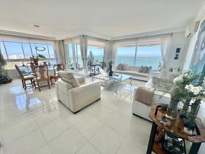 Le Jardin - Piso Alto Esquinero | 3 Suites + Dependencia | Palier Privado