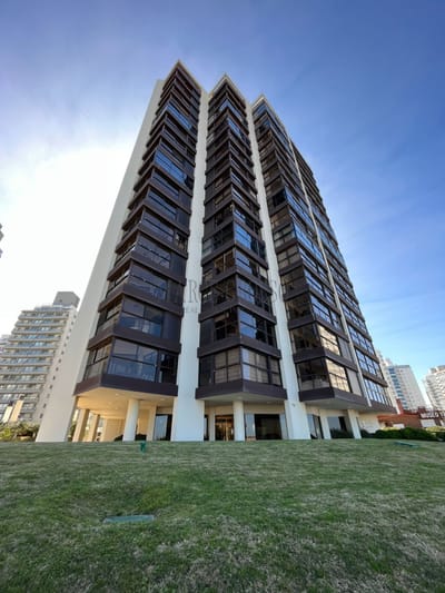 Apartamento en Punta del Este, Brava
