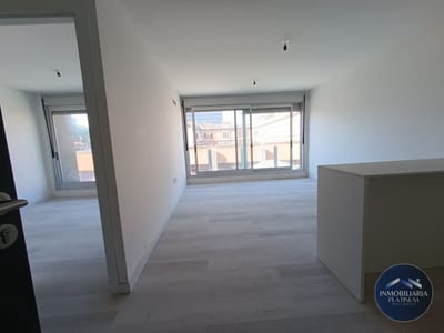 Alquiler apartamento 1 dormitorio al frente en Cordón
