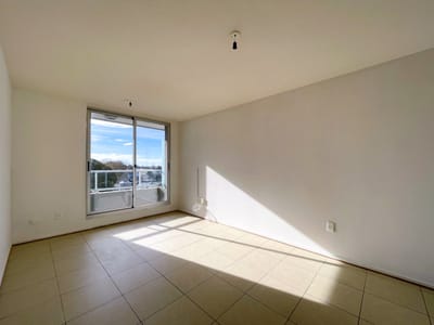 Apartamento en alquiler, 1 dormitorio, Tres Cruces, Garage, Piso 4