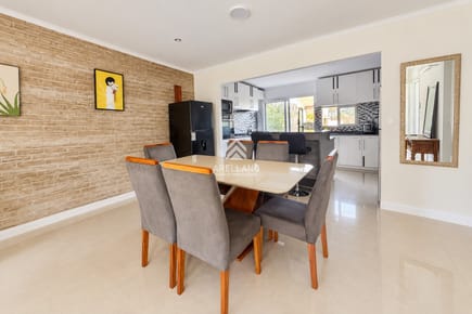 Venta casa 3 dormitorios en Parque Burnett