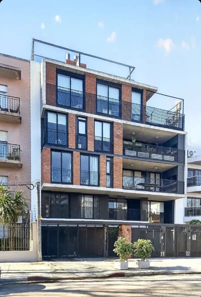 Exclusivo Loft de Lujo en Alquiler con 1 Dormitorio, Patio Privado y Parrillero en el Corazón de Punta Carretas
