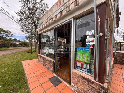 Oportunidad De Negocio! Venta De Llave, Negocio En Pleno Funcionamiento En Excelente Punto. Inm Atlantida