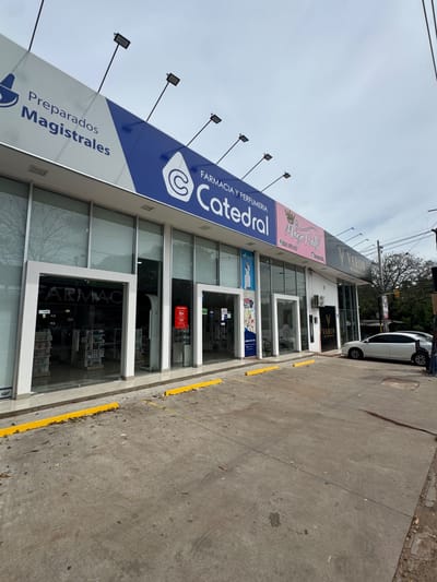 Locales comerciales en esquina, 100% alquilados – 9,6% de rentabilidad – Ñemby