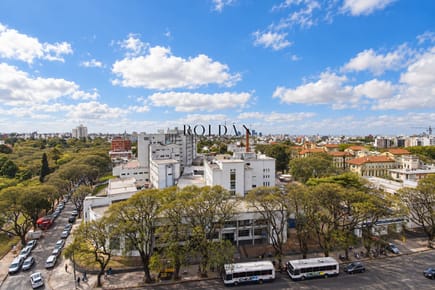 Apartamento Alquiler Tres Cruces 1 Dormitorio Piso Alto Sobre Bulevar Artigas Porteria 24hs