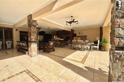 Lujosa Casa en Villa Aurelia