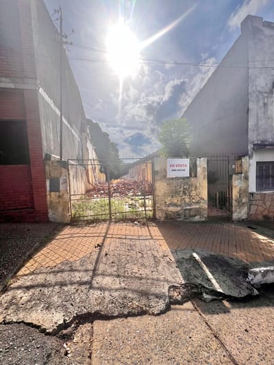 En Venta Terreno en Barrio Catedral de Asunción V240