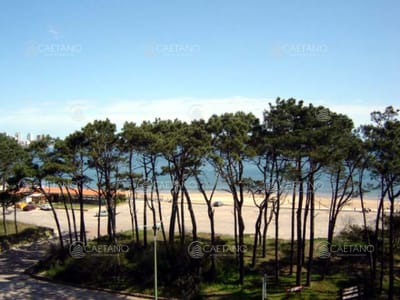 Venta apartamento 3 dormitorios más dependencia. Playa mansa, Punta del Este.