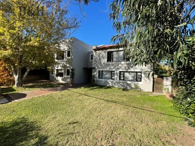 Casa de 4 dormitorios en Beverly Hills