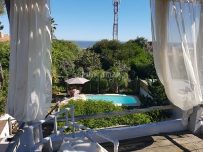 ALQUILAR CASA EN EL CORAZON DE LA BARRA CON PISCINA Y A METROS DE LA POSTA