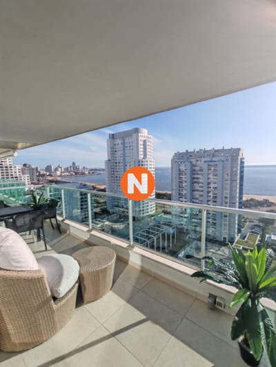 Apartamento en Mansa, a pasos del mar