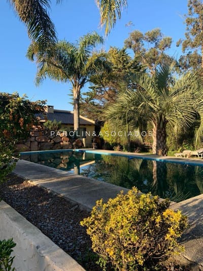 Casa en Pinares con piscina y buena barbacoa