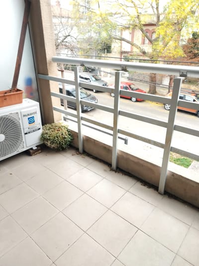 ALQUILER APARTAMENTO POCITOS NUEVO MONOAMBIENTE AMPLIO CON  VESTIDOR TERRAZA Y GARAJE