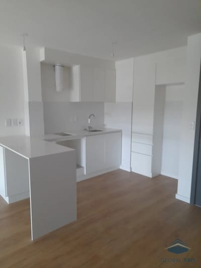 Apartamento en alquiler c/ cochera en Tres Cruces