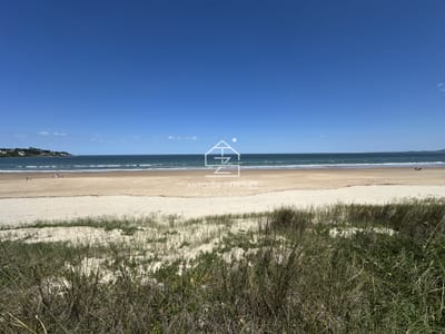 Terreno sobre el mar en Solanas