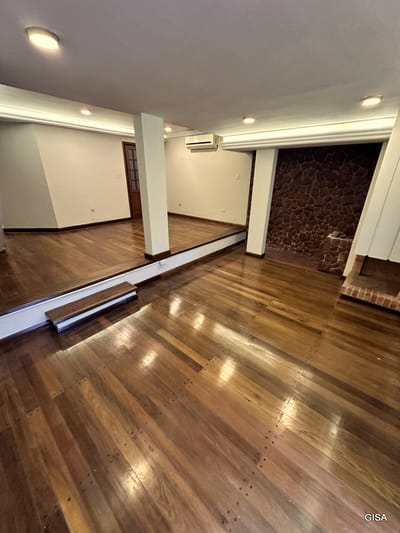 PARA VIVIENDA Y OFICINA EN CIUDAD NUEVA A30-02-36