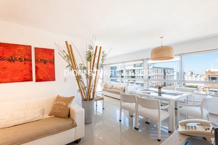 OPORTUNIDAD EN VENTA - APARTAMENTO EN PENINSULA - 2 DORMITORIOS - RECICLADO