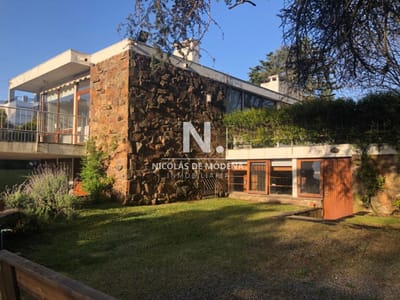 Casa en venta, Oportunidad para desarrollo inmobiliario en Playa Mansa, Punta del Este.