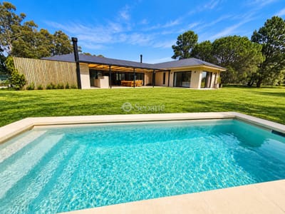 Nueva en Barrio Privado Proximo a la Barra, piscina