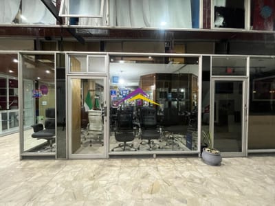 Local comercial sobre Gorlero en Venta