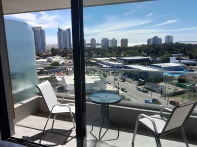 Alquiler temporal de monoambiente, baño, balcon, con todos los amenities