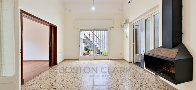 CASA DE 2 DORMITORIOS EN VENTA EN LA PAZ