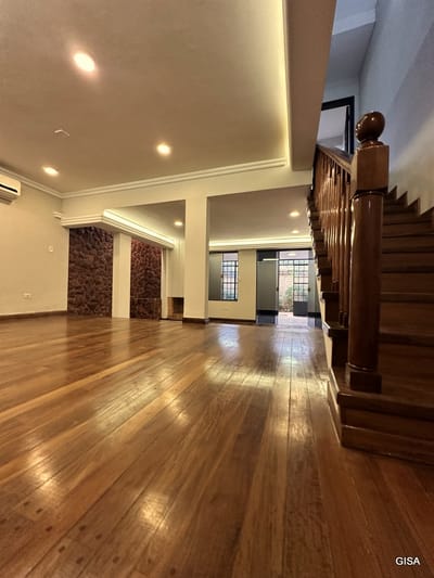 ALQUILO DUPLEX CON DEPARTAMENTO - ZONA CENTRO A30-02-37
