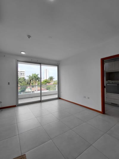Departamento de 2 dormitorios en suite zona Shopping del Sol