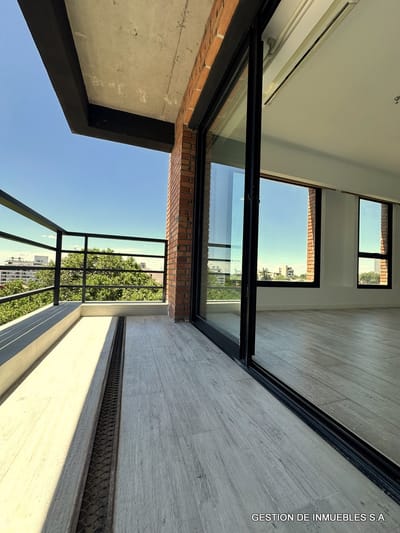 ALQUILO CON DOS SUITES EN BARRIO JARA A20-52-5D9