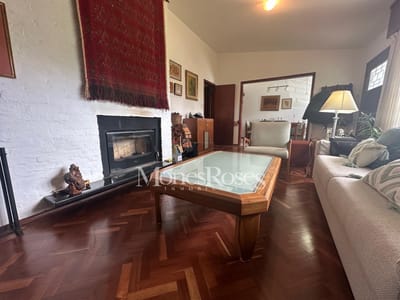 Divina Casa en Venta en Carrasco Sur