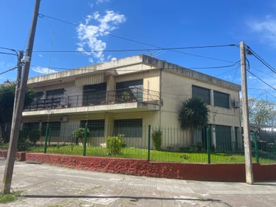 Excelente Prop Horizontal de Altos, construcción de Categoría !!