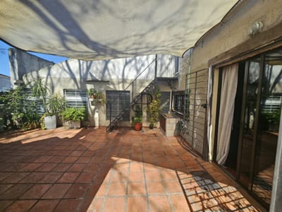 Venta Casa 2 Dormitorios Aguada con azotea con parrillero